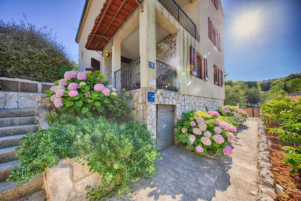 Apartments Pol Murvu Vis Exteriér fotografie